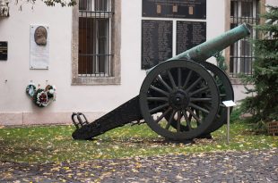 Institute and Museum of Military History in Buda Castle