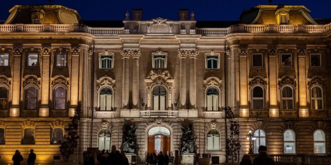 Buda Castle Museum Budapest History Exhibitions Tickets Entry Lions Court