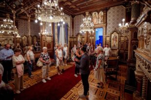 Budapest Buda Castle Tickets with Entry and Guided Tour Inside Royal Palace