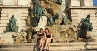 Outdoor Scavenger Puzzle Game – Buda Castle Budapest Team Building