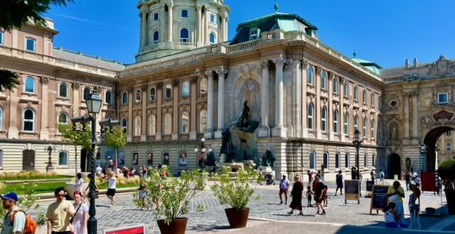Buda Castle Public Toilets Museums Budapest